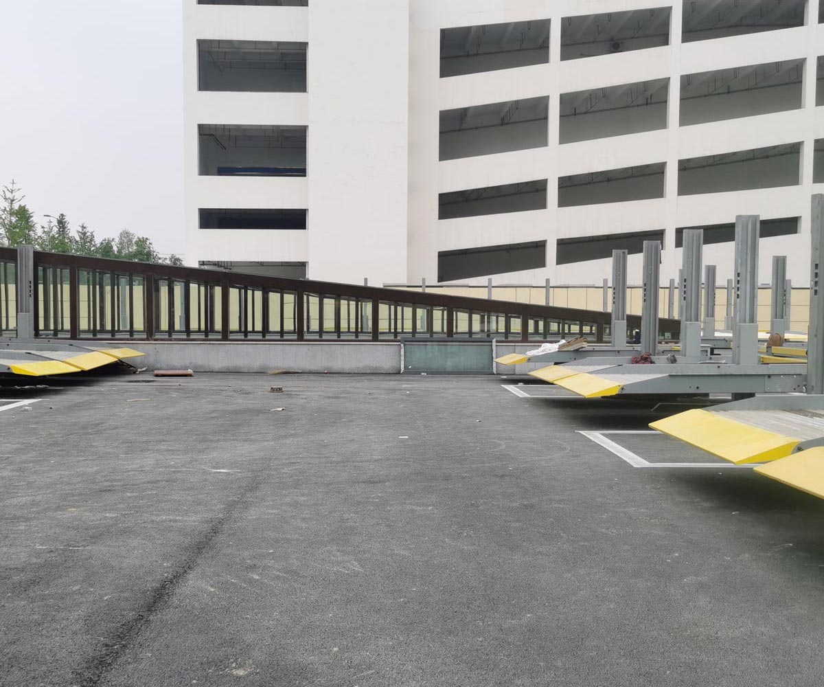 白云地下室簡易式機械式立體停車設(shè)備二手