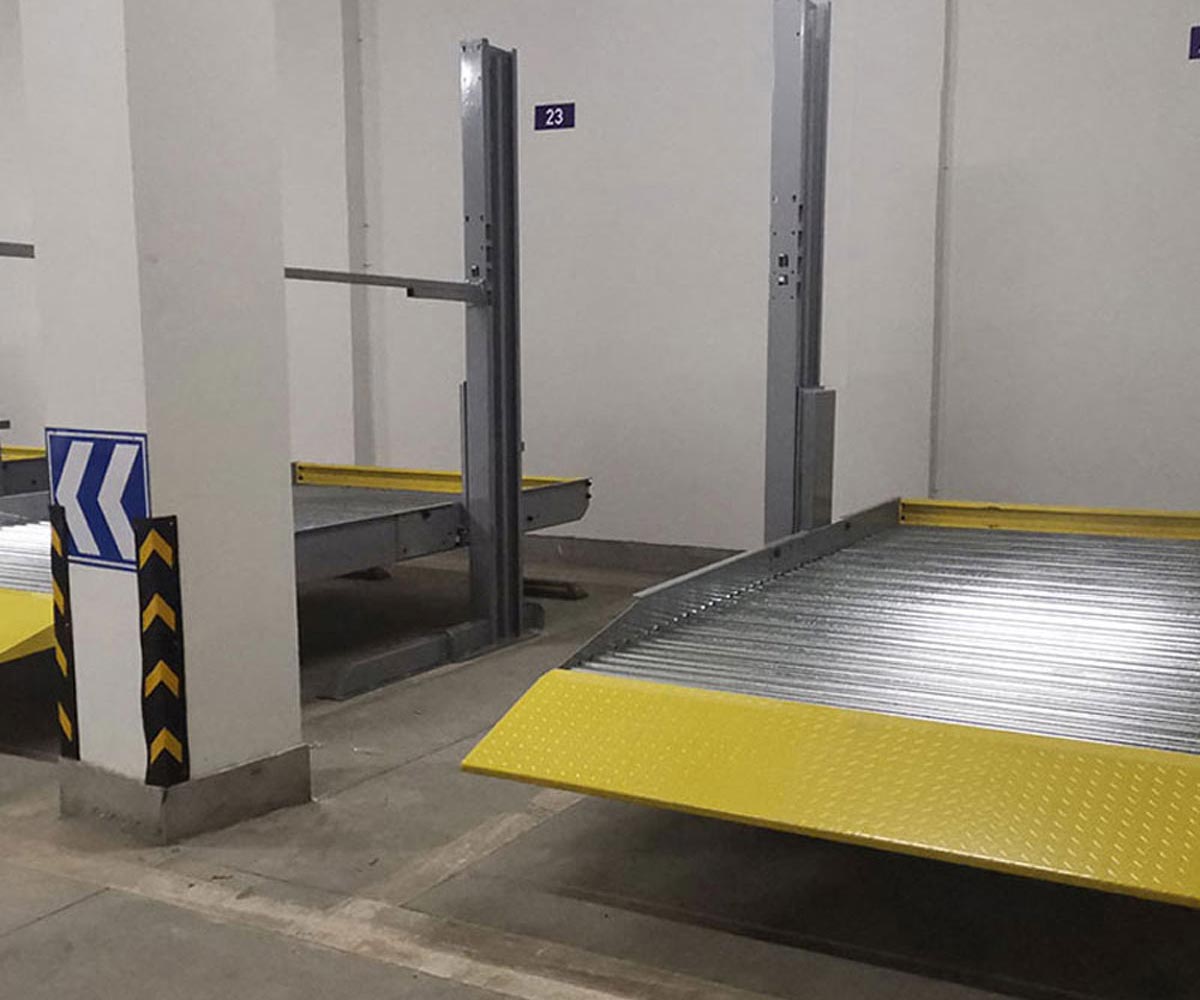三穗二層升降機械車庫租賃