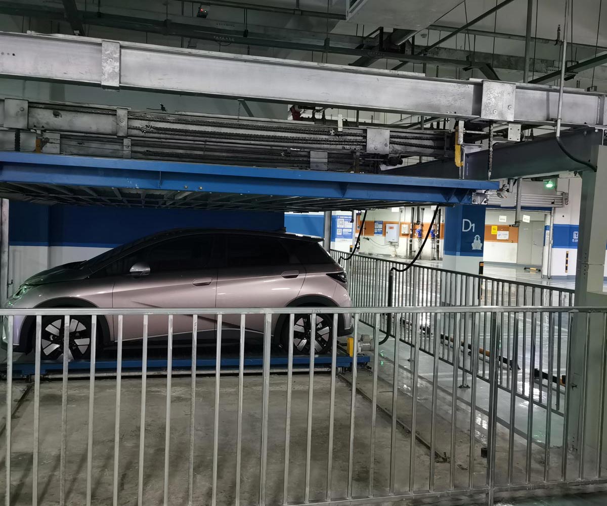 三層升降橫移停車庫過驗收.jpg