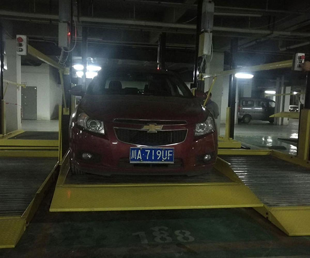 雙層升降橫移式機(jī)械車庫(kù)價(jià)格.jpg